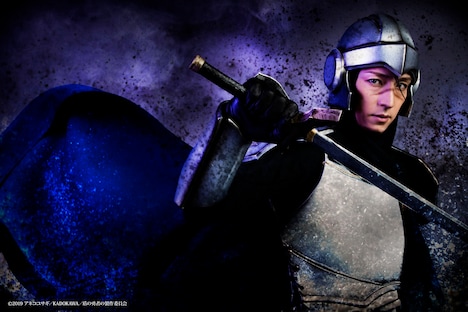 大野清志扮する副騎士団長サーブル。