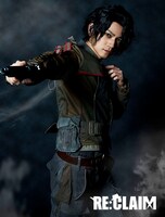 荒木健太朗扮する埋都。