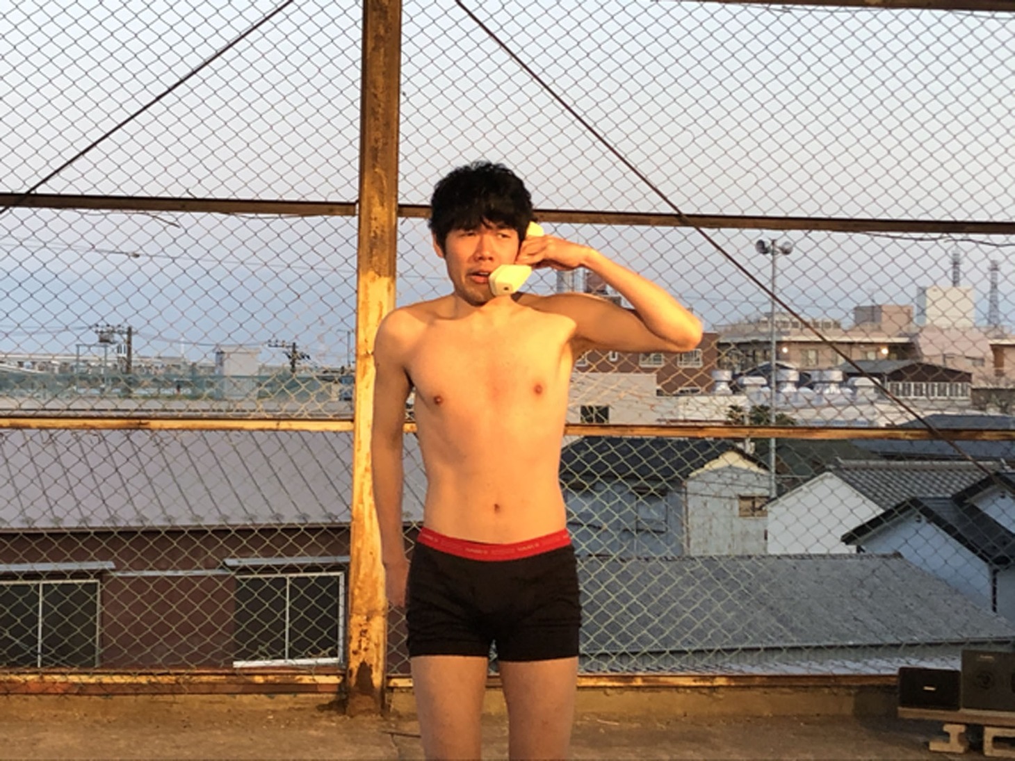 演劇ユニット 巨乳の彼女を創る 第6回公演「まつげが伸びきっちゃった」より。