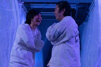 芝居処 華ヨタ 第1回公演「カッコーの巣の上を」より。（撮影：辻野花）