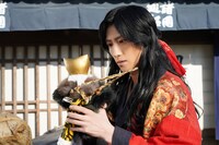 映画「死神遣いの事件帖 -傀儡夜曲-」の場面写真。