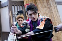 映画「死神遣いの事件帖 -傀儡夜曲-」の場面写真。