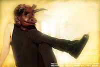 和泉宗兵扮するミノタウロス。