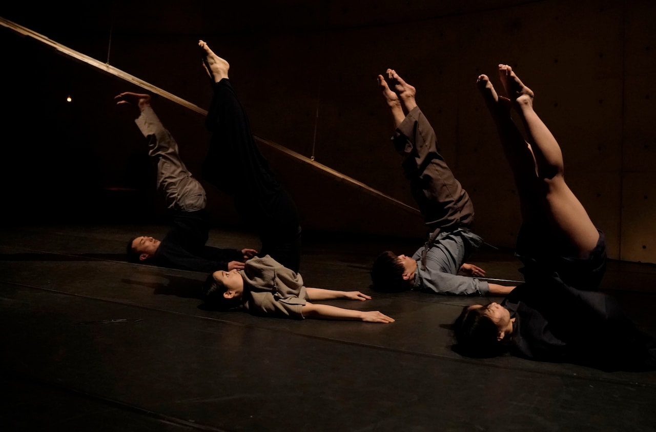 例え絵空箱でも“明日”を描く、踊る「熊谷拓明」カンパニー「明日の裏の底の方」