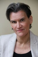 カロリーネ・グルーバー