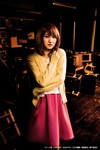 今出舞扮するマキ。