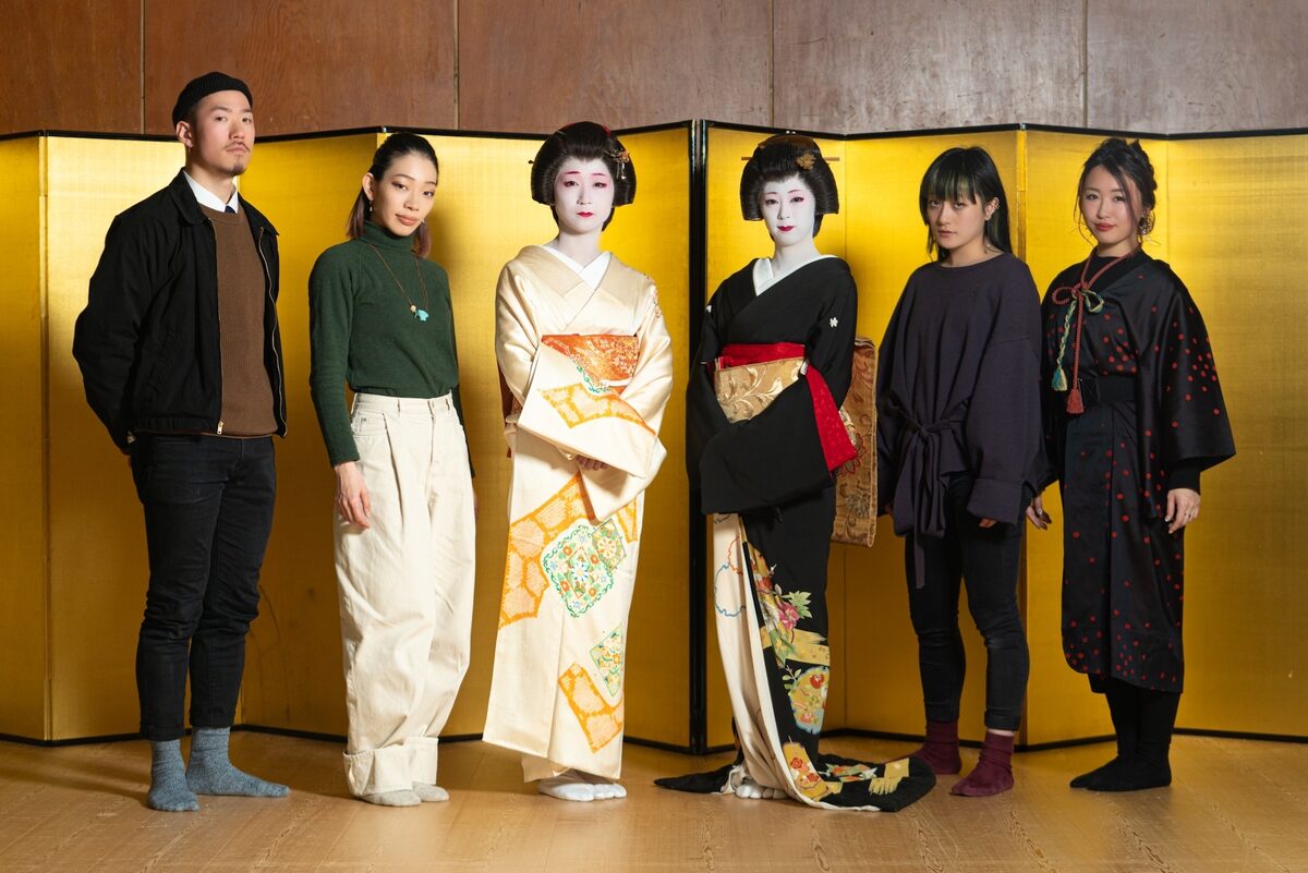 芸者とダンサーたちが共演 Shadows Of The Flower が11月に浅草で ステージナタリー