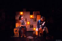 一色洋平×小沢道成「巣穴で祈る遭難者」より。