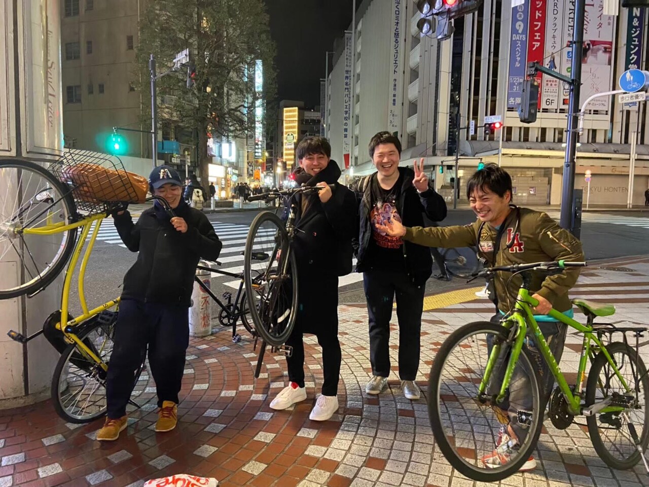 松居大悟「またね家族」刊行記念、オンラインイベントにニューヨーク屋敷ら