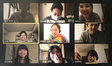 Q「オンライン版『妖精の問題』」稽古の様子。