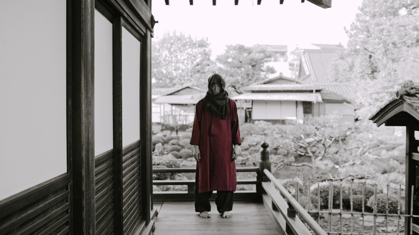 「Passion」MVより。