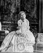 「マノン・レスコー」より。(Photo:Met Opera Archives)