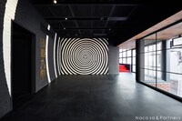 浅草九劇のホワイエ。