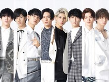 「滝沢歌舞伎 ZERO 2020 The Movie」に出演するSnow Manのメンバー。左から宮舘涼太、阿部亮平、向井康二、目黒蓮、ラウール、渡辺翔太、深澤辰哉、佐久間大介。