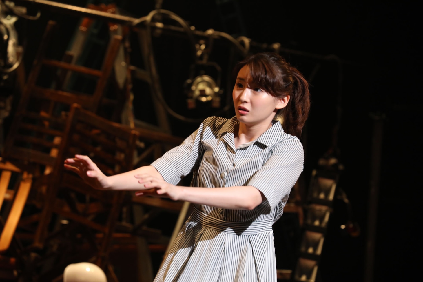 本多劇場グループ PRESENTS「DISTANCE」より、井上小百合「齷齪とaccept」。（撮影：和田咲子）