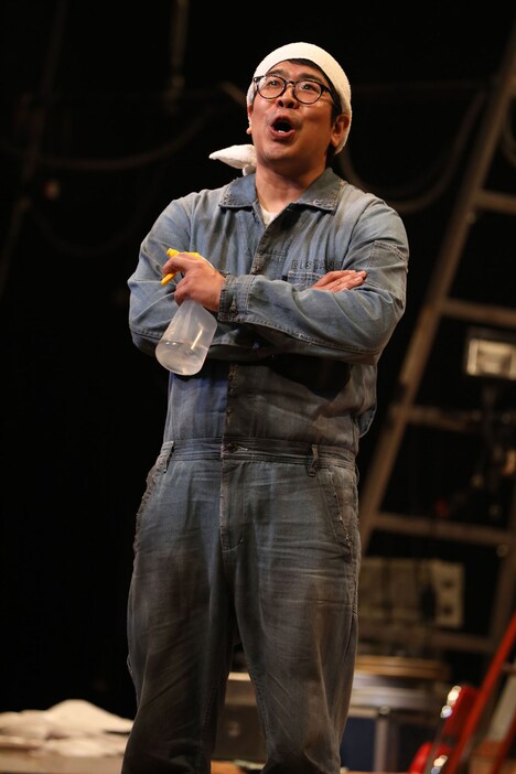 本多劇場グループ PRESENTS「DISTANCE」より。(撮影:和田咲子)