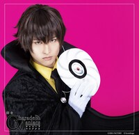 萩尾圭志扮する陀宰メイ。