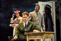 「スモール・アイランド」より。(c)Brinkhoff Moegenburg