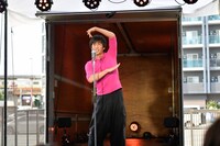 配達演劇「THEATRE A/way」検証プレ公演から「ときめきラビリンス」より。（撮影：村松洸希）