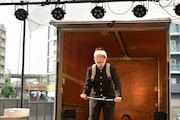 配達演劇「THEATRE A/way」検証プレ公演から「口火きる、パトス」より。(撮影:村松洸希)