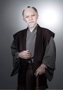 川名浩介扮する朝倉宣正。