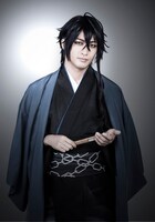 鷲尾修斗扮する松平辰影。