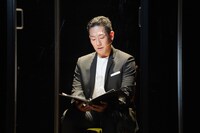 「劇場の灯を消すな！Bunkamuraシアターコクーン編 松尾スズキプレゼンツ アクリル演劇祭」の収録より、中村勘九郎。