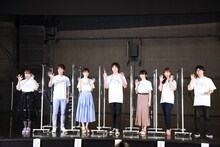 「TOHO MUSICAL LAB.」製作発表の様子。左から根本宗子、海宝直人、生田絵梨花、木村達成、田村芽実、妃海風、三浦直之。