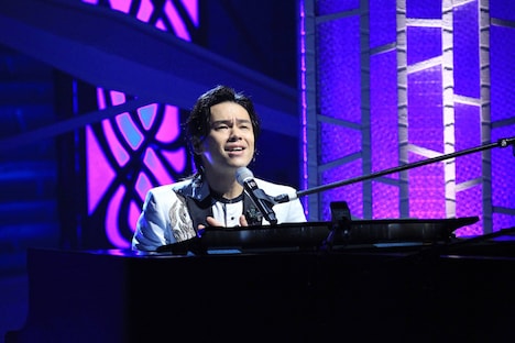 フジテレビ系「MUSIC FAIR」より、中川晃教。 (c)フジテレビ