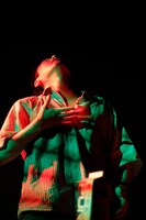 DULL-COLORED POP 第22回本公演「アンチフィクション」より。（撮影：山口真由子）