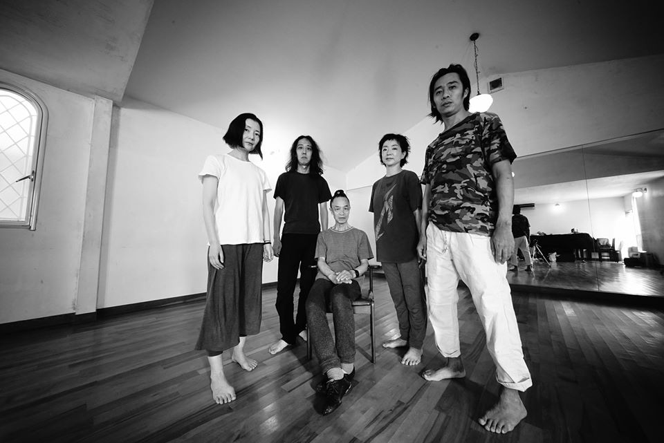 困難は新しさを生み出す、笠井ファミリーが出演「世界の終りに四つの矢を放つ」