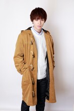 西銘駿扮するアクト。