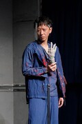 亜細亜の骨「超空想科学奇譚『食用人間~トリコジカケの中華料理~』」より。(撮影:横田敦史)