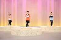 「にっぽんの芸能『日本舞踊体操』」より。（写真提供：NHK）