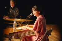 岩井秀人（WARE）プロデュース 第3回「いきなり本読み！」1日目より。（撮影：平岩と坂本）