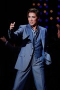 はいからさんが通る 雨に唄えば 壬生義士伝 など宝塚歌劇を無料放送 ステージナタリー はいからさんが通る 雨に唄えば 壬生義士伝 など宝塚歌劇を無料放送 ステージナタリー