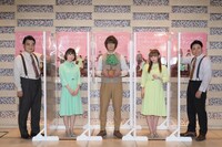 ミュージカル「メイビー、ハッピーエンディング」の出演者。左から斉藤慎二、花澤香菜、浦井健治、中川翔子、坂元健児。