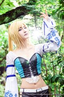 護あさな扮するアナスタシア。