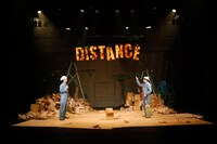 本多劇場グループ next「DISTANCE-TOUR-」福岡公演より。（撮影：杉和博）