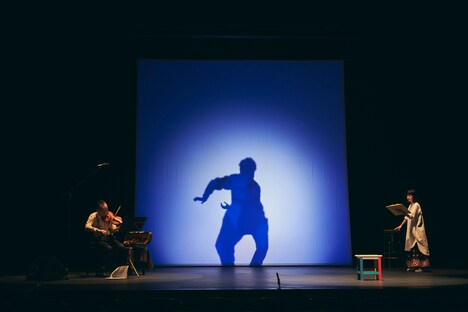 「おはなしの絵空箱」より。（撮影：川面健吾）