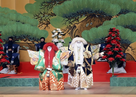 「八月花形歌舞伎」より、「連獅子」。(c)松竹株式会社