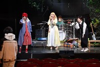「CALL」より。（写真提供：東宝株式会社演劇部）