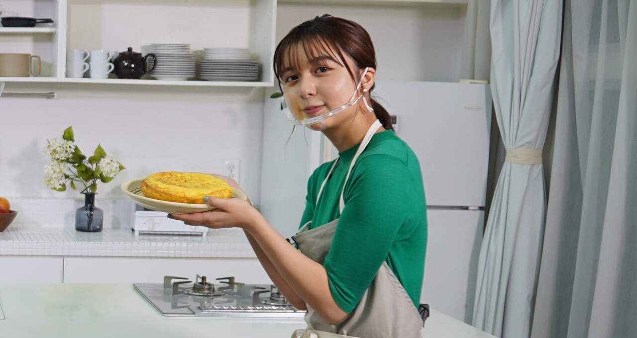 上白石萌歌がトルティーリャ作りに挑戦！「ゲルニカ」開幕を前に