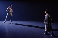 FUKAIPRODUCE羽衣 第25回本公演「スモール アニマル キッス キッス」より。（撮影：金子愛帆）