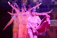 「サウナーマン ザ・ステージ ～汗か涙なら問題ない～」より。