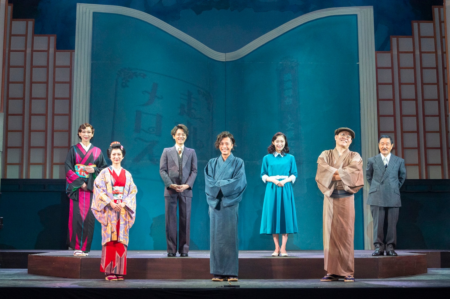 「檀一雄『小説 太宰治』原作より 浪漫舞台『走れメロス』～文豪たちの青春～」フォトセッションより。(c)曳野若菜