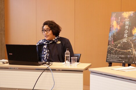 ロームシアター京都 レパートリー作品 木ノ下歌舞伎「糸井版 摂州合邦辻」合同取材会より、木ノ下裕一。