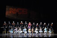 ミュージカル「ビリー・エリオット ～リトル・ダンサー～」フォトコールより。