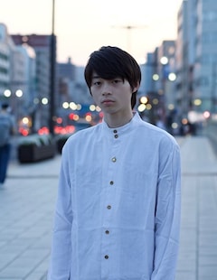 野村亮太のユニットroom42が横山拓也 エダニク を配信 演出は米内山陽子 ステージナタリー 野村亮太のユニットroom42が横山拓也 エダニク を配信 演出は米内山陽子 ステージナタリー