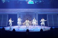 「MANKAI STAGE『A3!』～Four Seasons LIVE 2020～」より。